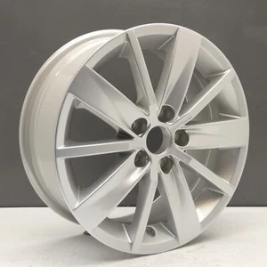 CERCHIO IN LEGA VOLKSWAGEN VW POLO ARGENTO 15" TOSA OEM 6C06010258Z8 ORIGINALE X1 - Foto 1 di 14