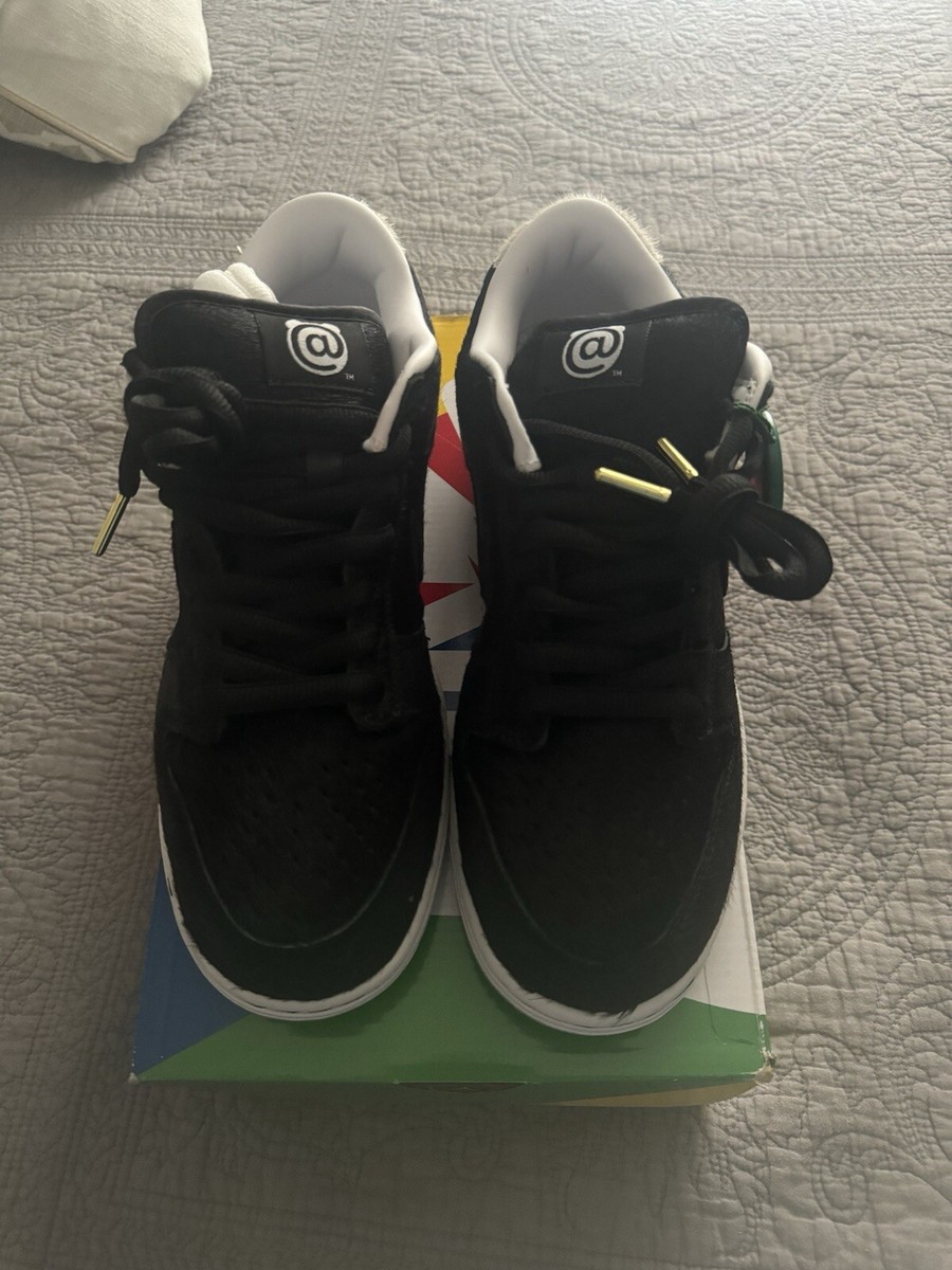 Nike Medicom Toy x Dunk SB Low BE@RBRICK for Sale Nike Medicom Toy x Dunk SB Low BE@RBRICK for Sale