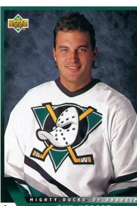 UD 1993-94 HOCKEY, BASE SET, SERIES 1 & 2, CARDS #1-575, MISSING 2 CARDS - Picture 1 of 1