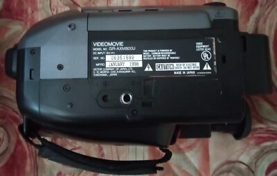 JVC GR-AXM800U VHS-C Analog Camcorder with accessories and bag NO CHARGER - Image 1 of 4