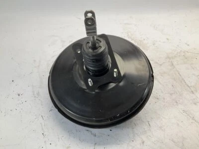 Potenciador de freno B 13-18 Toyota RAV4 LE 2,5 L AT 4x4 Foto 1 de 4