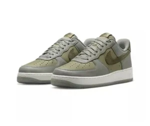 Nike Air Force 1 '07 LV8 Low Dark Stucco Medium Olive FJ4170-002 Uomo Taglia 10 - Foto 1 di 12