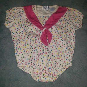 Babycrest Vintage Baby Mädchen 3-6 M Einteiler Polkadot Halstuch weiß rosa  - Bild 1 von 5
