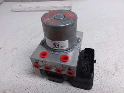 Conjunto de bomba de freno antibloqueo Mercedes-Benz Sprinter2500 2023 pieza OEM Foto 1 de 4