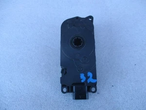 2921-2024 BMW 4 SERIES 430i OEM ACTIVE AIR SHUTTER ACTUATOR 9881646-02 - Picture 1 of 5