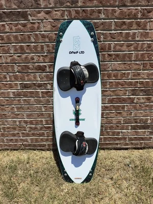 Liquid Force Kiteboard 132 LTD  w/Liquid Force Boot Bindings EUC - Image 1 of 4