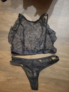 NWOT- Women's Victoria's Secret Very Sexy Lingerie Bra Top And Matching Panties - Picture 1 of 8