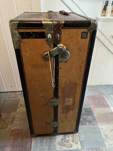 Large Vintage Wardrobe Steamer Trunk 1920s 1930s Art Deco period - Picture 1 of 23