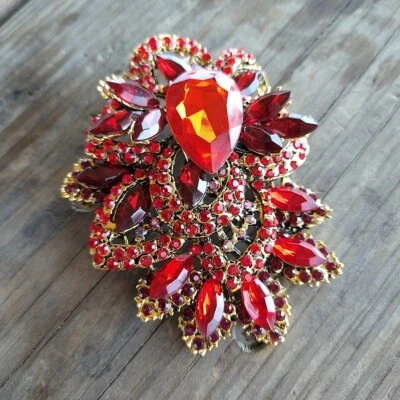 Broche broche colgante lágrima roja rubí estrás antiguo vintage Foto 1 de 3