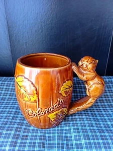 Taza de café vintage con mango de ardilla Colorado hoja pintada a mano Shefford Japón - Imagen 1 de 6