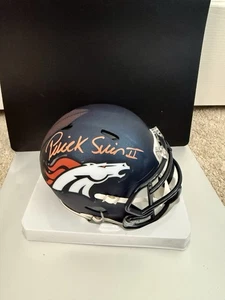 2025 Under Wraps Mini Helmet Patrick Surtain II Autograph Blue Denver Broncos - Foto 1 di 7