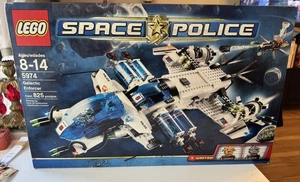 LEGO Space: Police Galactic Enforcer (5974) SIGILLATO  - Foto 1 di 8
