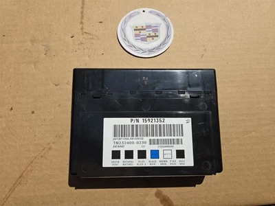 Módulo de control de carrocería Cadillac CTS 2008-2009 BCU BCM 15921352 usado OEM Foto 1 de 4