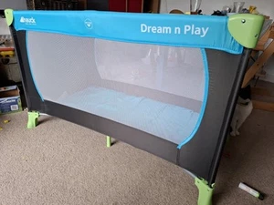 Hauck Dream n Play Travel Cot - Picture 1 of 5