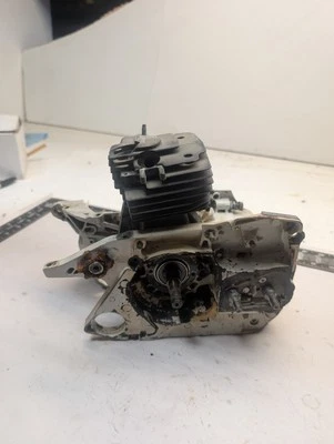 Корпус картера бензопилы коленчатого вала масляного бака половинки цилиндра поршня Stihl MS441 - Изображение 1 из 4