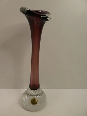 ART GLASS MID CENTURY VINTAGE SCANDI PURPLE GLASS SWEDEN CONTROL BUBBLE VASE - image 1 of 2