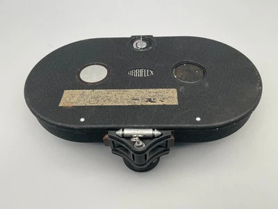 Винтажный пленочный магазин ARRIFLEX 16 мм 500 футов - 5739 сделано в Западной Германии  - Изображение 1 из 3