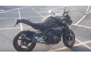 ARROW TERMINALE SCARICO INDY RACE ALLUMINIO NERO YAMAHA MT 10 2016-2018 - Imagen 1 de 1