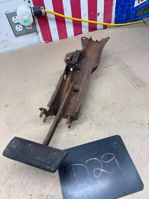 1966 1967 66 67 Cutlass Skylark Lemans GTO montaje de pedal de freno automático soporte Foto 1 de 4