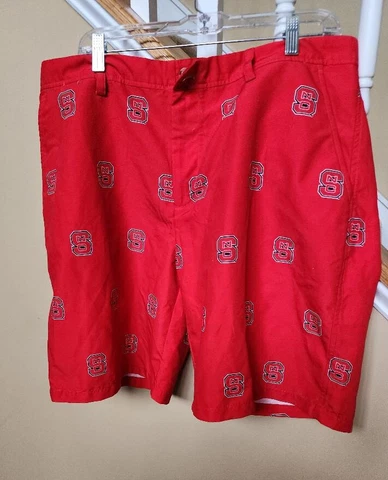 OVATION NC STATE WOLFPACK MENS GOLF SHORTS 40 Cover