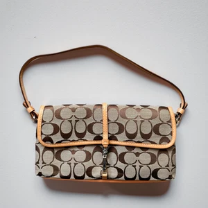 Coach Y2K Tan Signature Demi Clip Shoulder Bag 6348 China - Picture 1 of 10