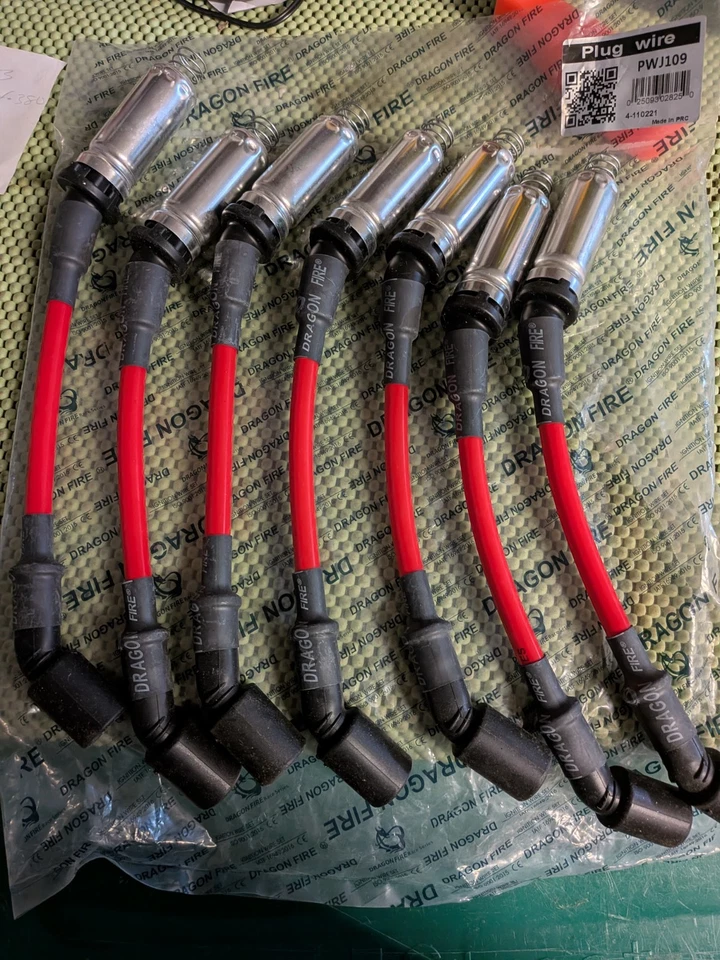 AIP Electronics PWJ109- Dragon Fire- Juego de cables de bujías **(7)** ¡5,3 V8! NUEVO. Foto 1 de 4