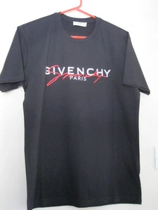 Givenchy Paris T-Shirt XS schwarz + gesticktes rotes Logo, Baumwolle Crew Top 20" Pit - Bild 1 von 5