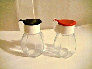 STOHA MADE W GERMANY SALT & PEPPER SHAKERS, SPRING LOADED FLIP COVERS RED BLACK - Picture 1 of 11