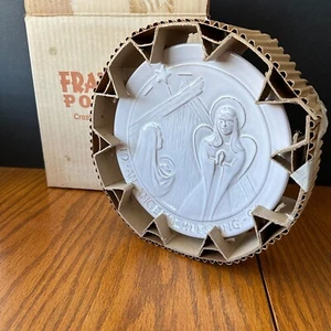Plato de Navidad Frankoma Pottery 1996 8,5" Bendición de un ángel, como nuevo con caja - Imagen 1 de 9