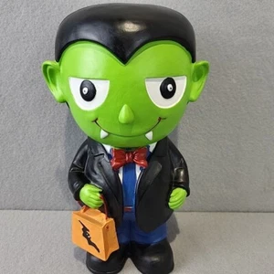 Vampire Dracula Halloween Figurine Resin Trick or Treater Halloween Decor  - Picture 1 of 9
