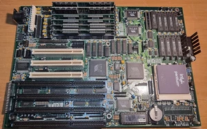 FIC PA-2000 socket 5 - CPU Pentium-S 90MHz - 32MB Ram - Picture 1 of 12