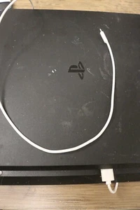 PS4 - Picture 1 of 4