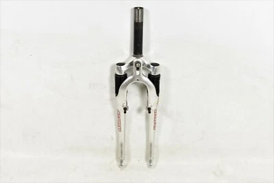 SUNTOUR T810 26" SUSPENSION FORK ALLOY 1 1/8" THREADED STEERER 147mm ATB BIKE - Image 1 of 3