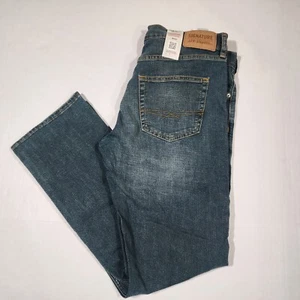 Signature By Levi Strauss & Co. Men's Straight Fit Jeans MEDIUM WASH NWT - Picture 1 of 8
