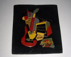 NEW Boston Hard Rock Café 30 year Anniversary 1971-2001 set 5 Puzzle pins RARE - Picture 1 of 1