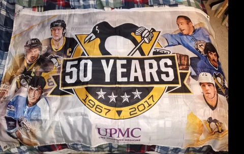 PITTSBURGH PENGUINS 50TH ANNIVERSARY BANNER / FLAG SGA Mario Lemieux  Crosby Cover