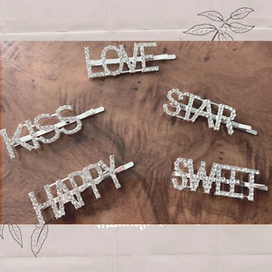 Damen Mädchen Haarspange Worte Diamant Buchstabe Silber Accessoire Love Happy Kiss UK - Bild 1 von 15