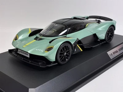 Aston Martin Valkyrie Appletree Green 1:18 Scale CMJ Diecast DC118AMVKSG - Image 1 of 4