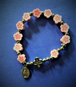 Rosenkranz Armband, rosa Blumenperlen, Kindergröße - Bild 1 von 2