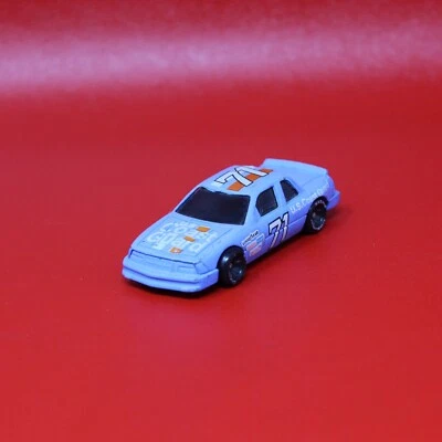 Campeones de carreras de colección 1991 apoyan a nuestras tropas #71 Dave Marcis guardacostas Foto 1 de 4