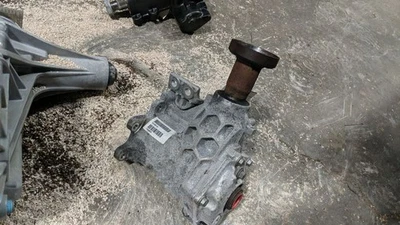 Estuche de transferencia 360105068 compatible con 17-20 Volvo S90 2248649 Foto 1 de 4