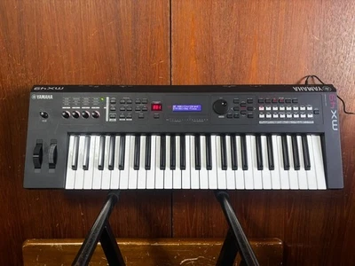 Yamaha MX49 Synth/Controller w/ gig bag, power supply - Image 1 of 4