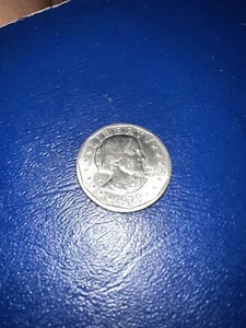 1979-P Susan B. Anthony Liberty $1 - RARA moneda de un dólar circulada - Imagen 1 de 4