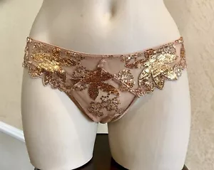 VICTORIA SECRET L ZIGGY GLAM GOLD SEQUINED FLORAL EMROIDERY THONG VERY SEXY NWT - Picture 1 of 9