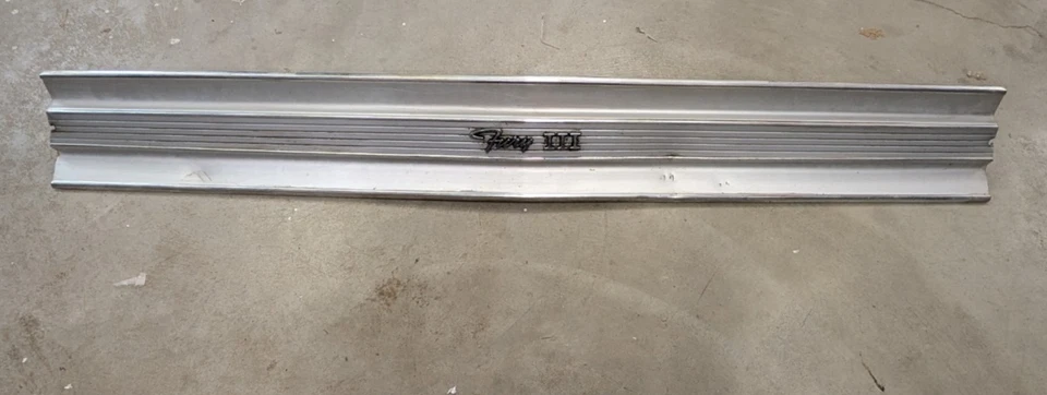 Plymouth Fury III 1968 sedán de 4 puertas acabado maletero panel moldura OEM Foto 1 de 4