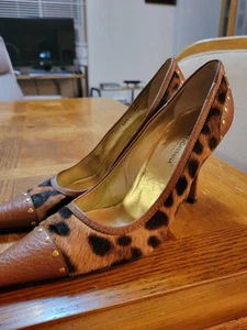 Dolce & Gabbana Animal Print Leather Pointed Toe Stiletto Heels Sz 9 IMMACULATE - Picture 1 of 17