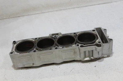 Kawasaki Ninja ZX7R ZX-7R 1996-2003 motor pistón cilindros bloque jarra Foto 1 de 4