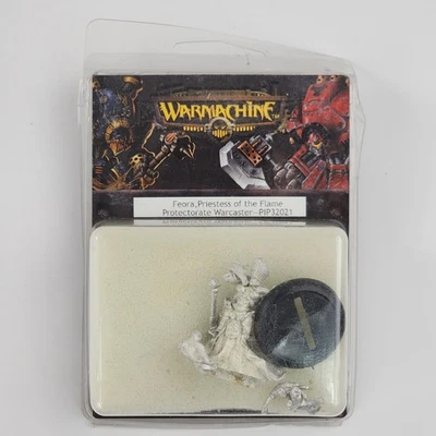 Warmachine Feora Priestess of the Flame Protectorate Warcaster Figure Blister - Image 1 of 4
