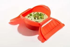 Lekue Deep Microwave Cooker, Serves 3-4 (Red) - 500mL - Picture 1 of 1