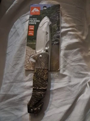 Ozark Trail Mossy Oak 7.5” Folding Knife  Glass Breaker Seat Belt Cut A1 - Image 1 of 2